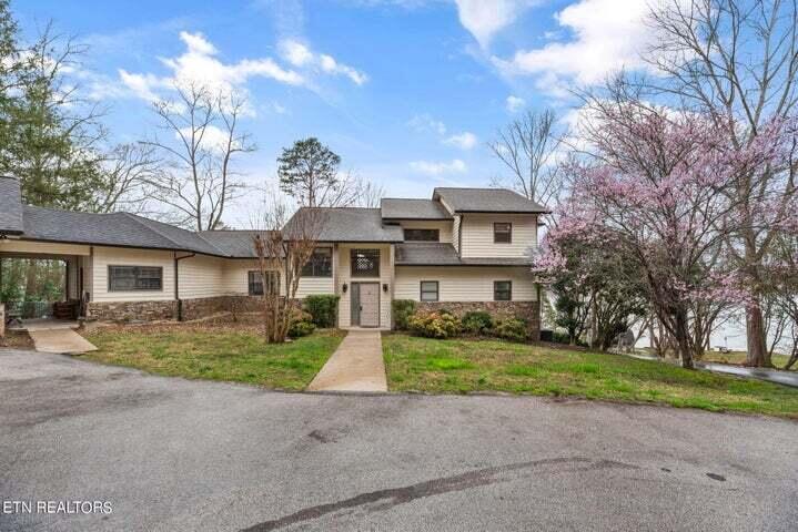 2155 Sugar Grove Valley Road