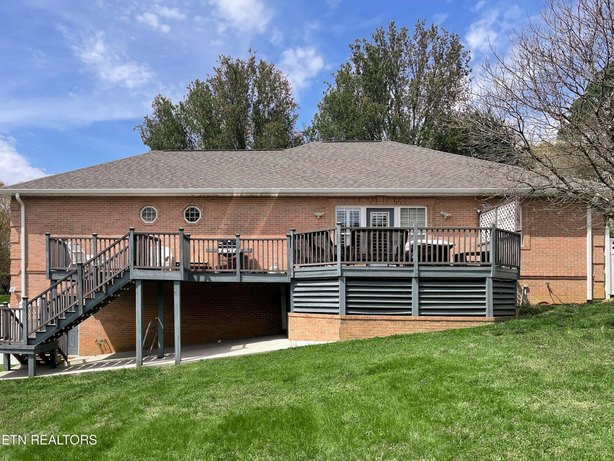 1244 River Oaks Drive