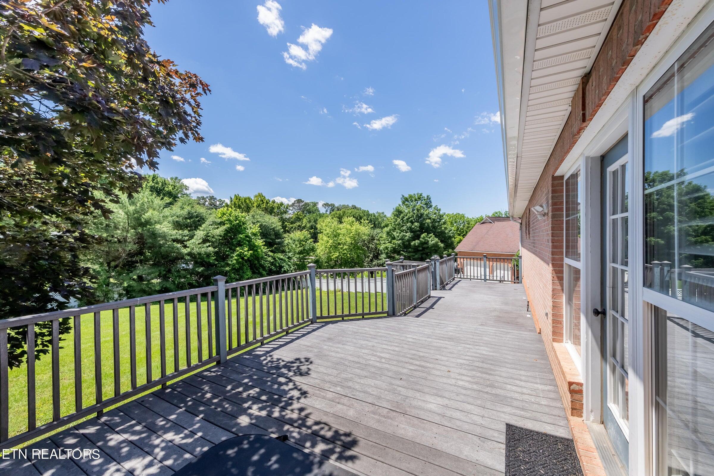 1244 River Oaks Drive