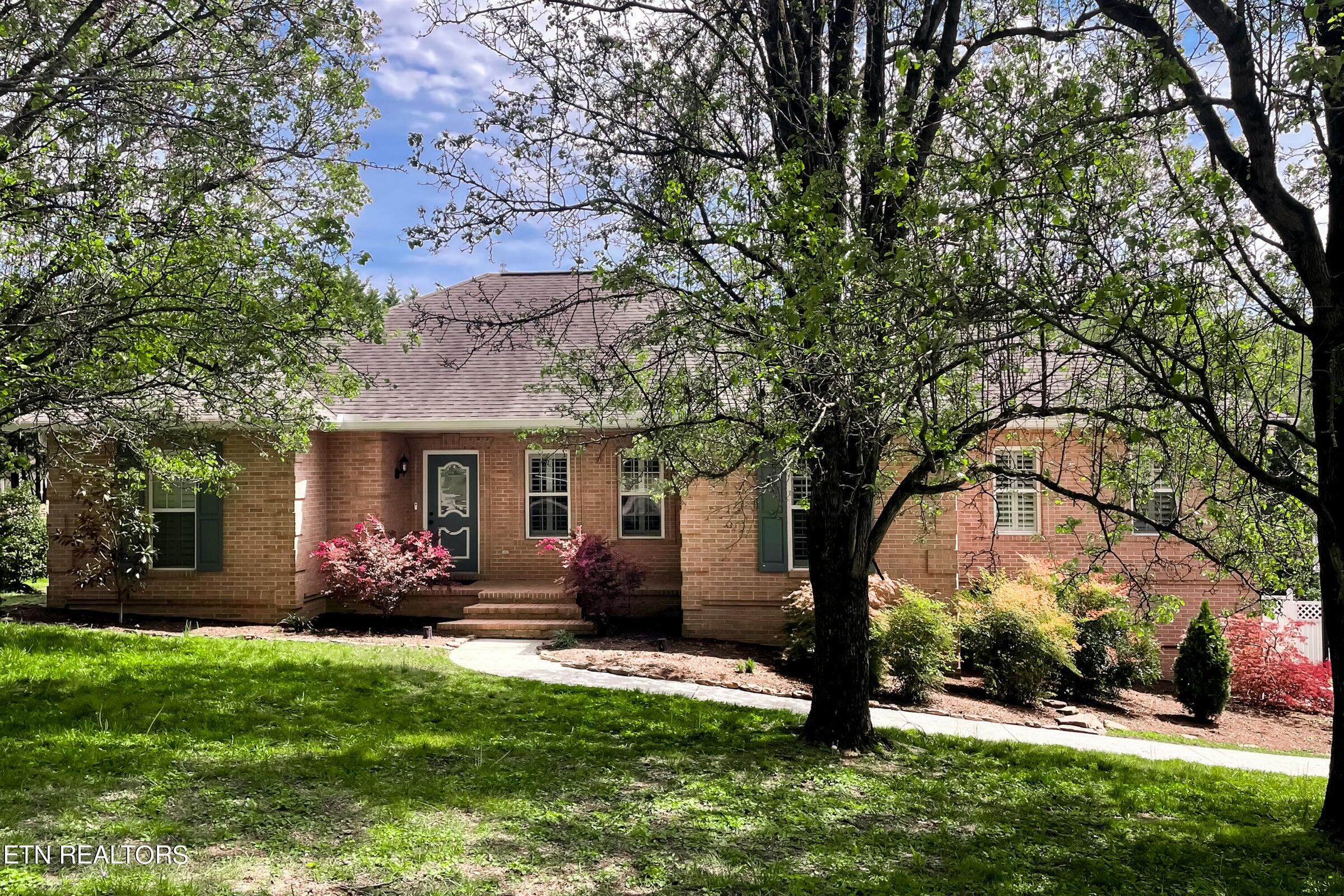 1244 River Oaks Drive