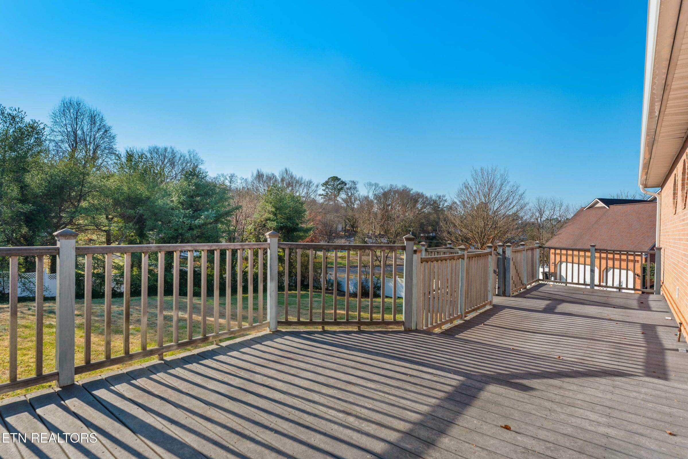 1244 River Oaks Drive