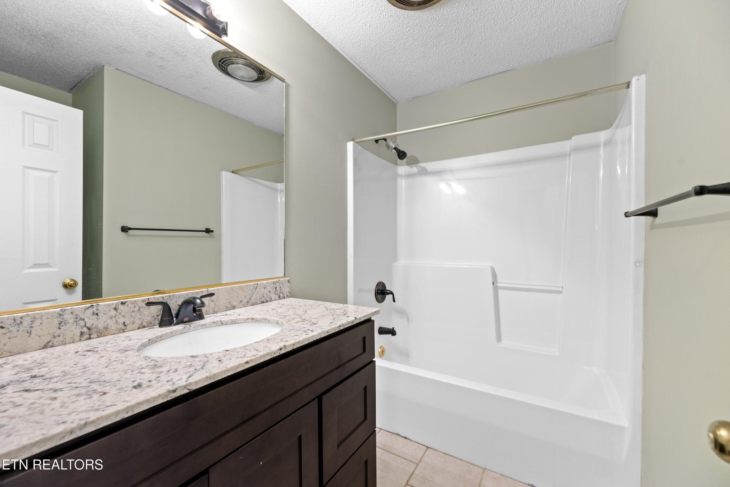 1244 River Oaks Drive