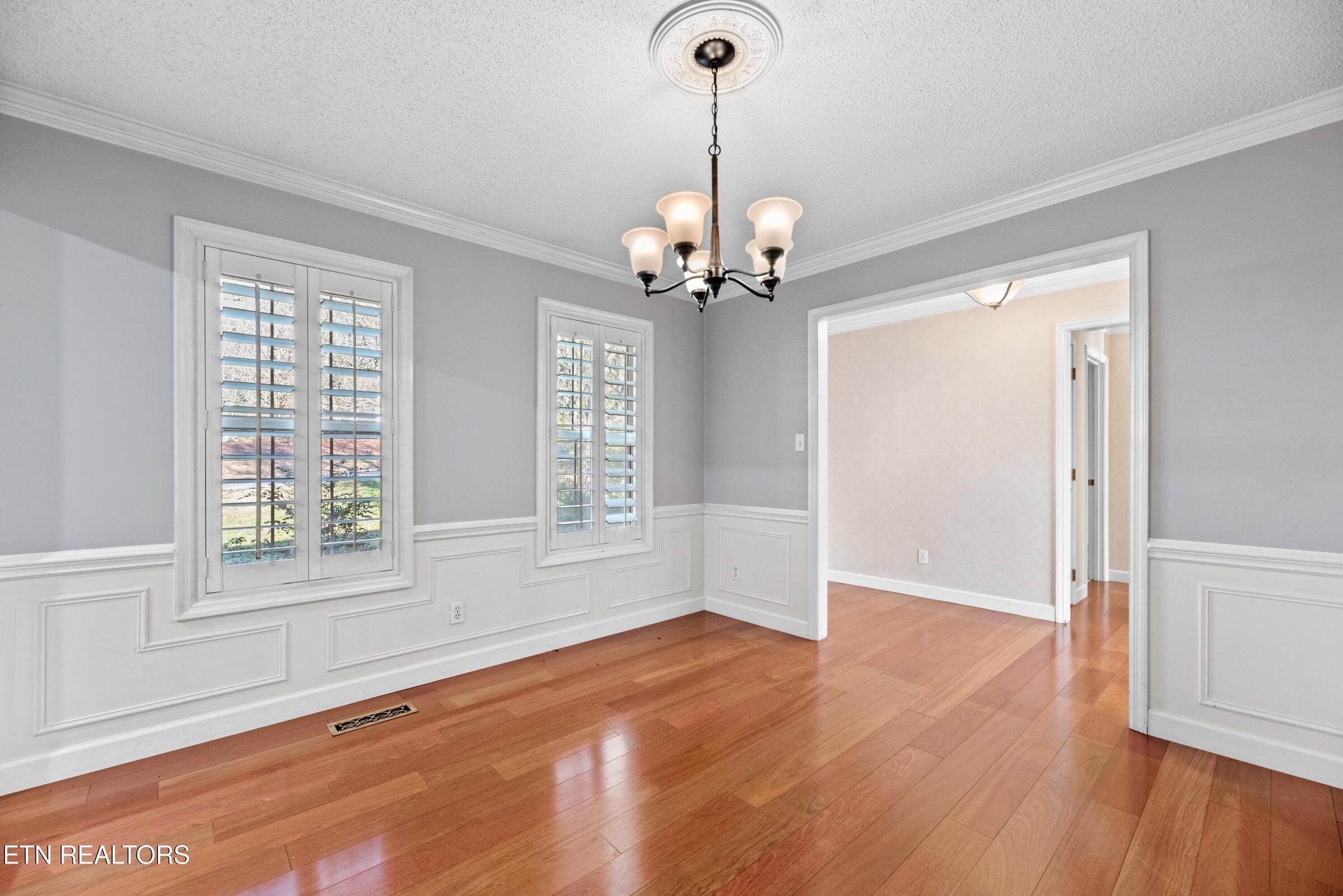 1244 River Oaks Drive
