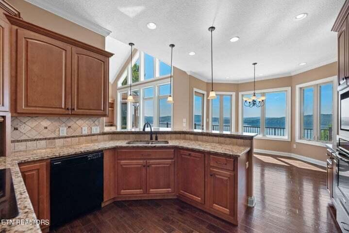 106 Overlook Drive