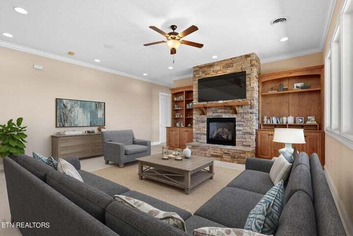 106 Overlook Drive