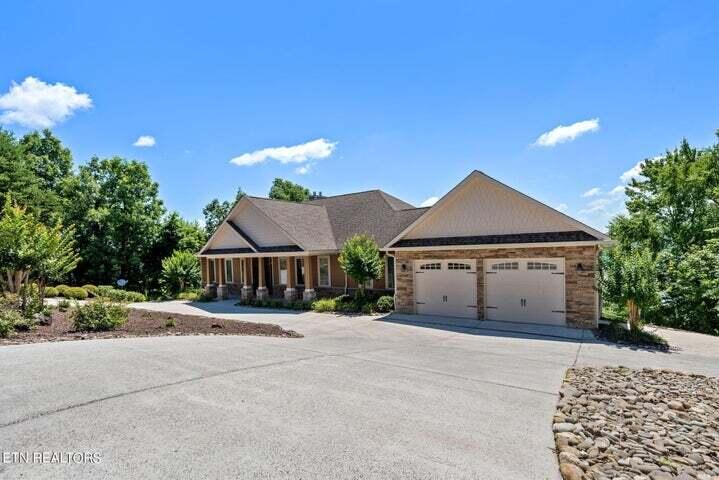 106 Overlook Drive