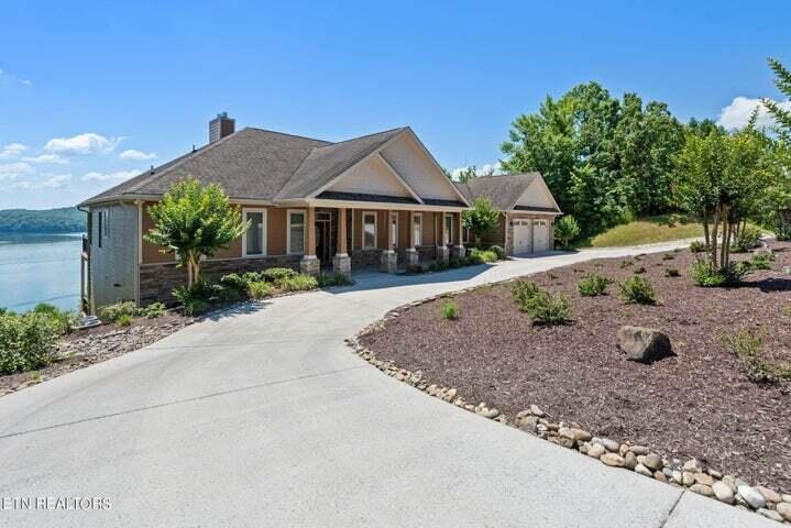 106 Overlook Drive