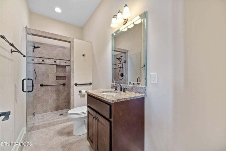 106 Overlook Drive