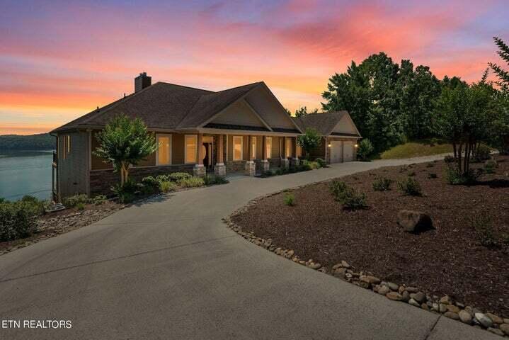 106 Overlook Drive