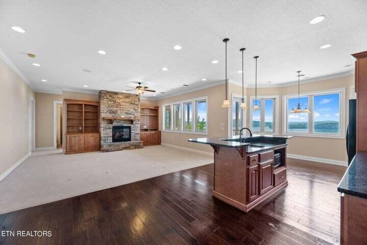 106 Overlook Drive