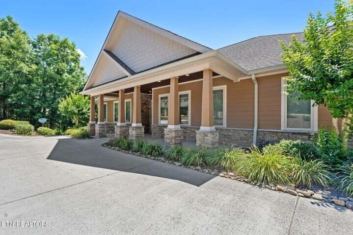 106 Overlook Drive