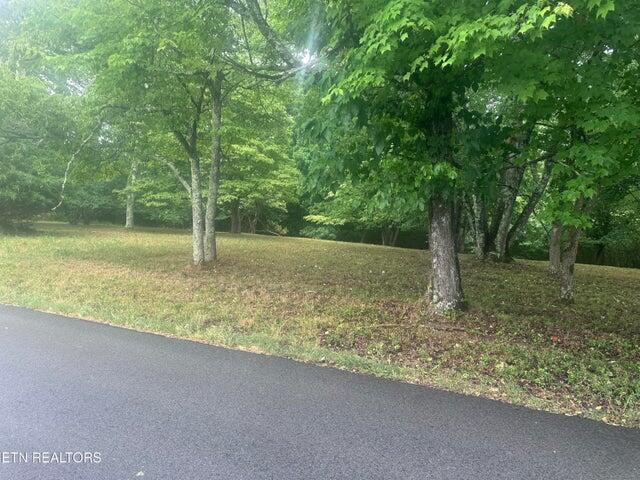 00 Hilltop Drive