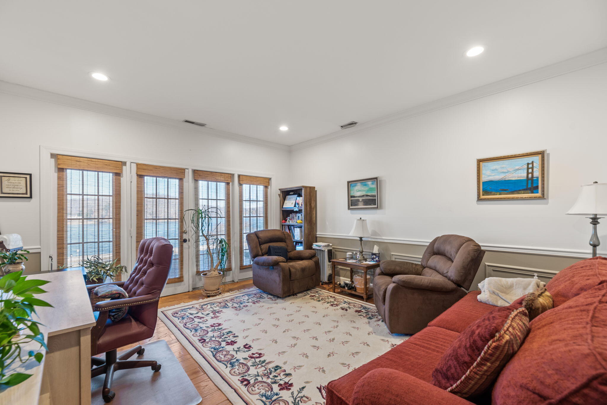 1002 Bradford Way