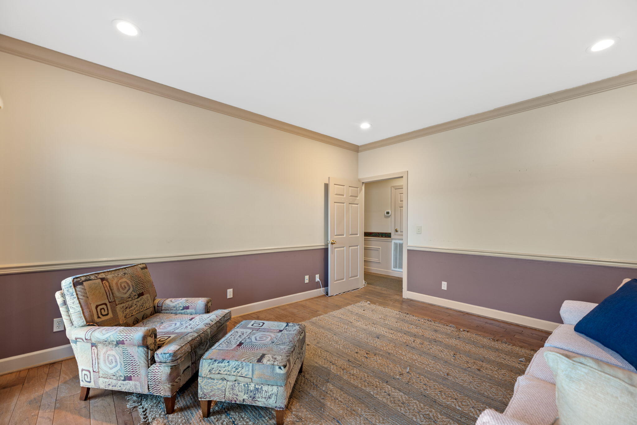 1002 Bradford Way