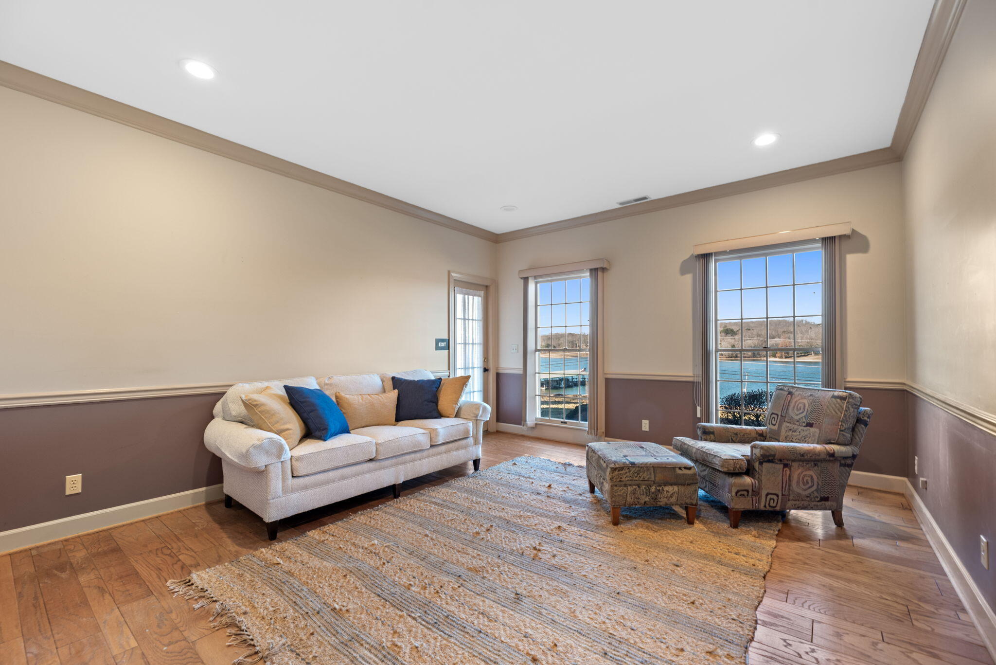 1002 Bradford Way