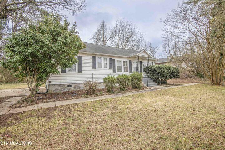 942 Old N Kentucky Street