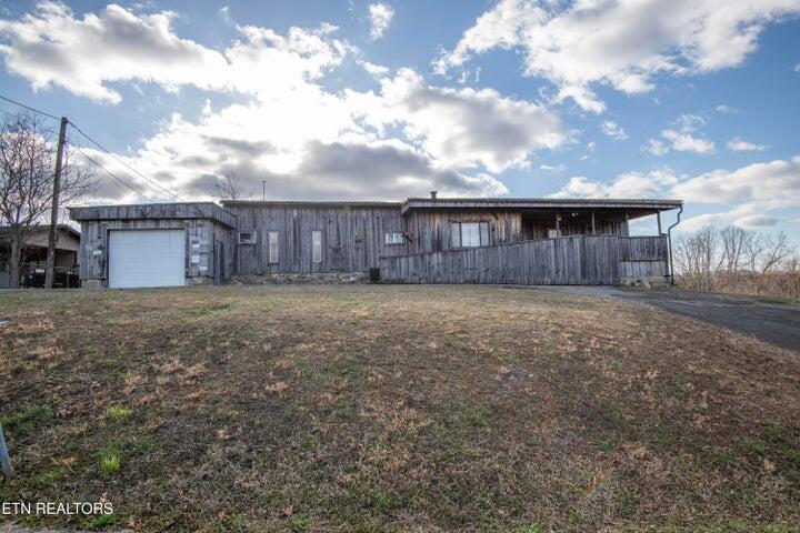 235 Roberts Road