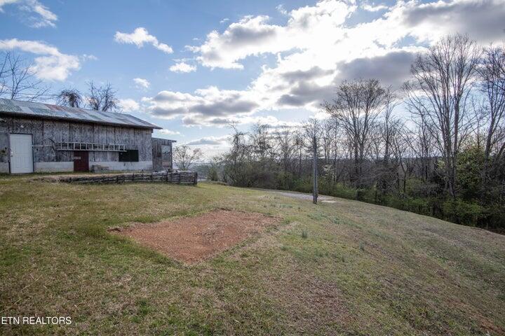 235 Roberts Road