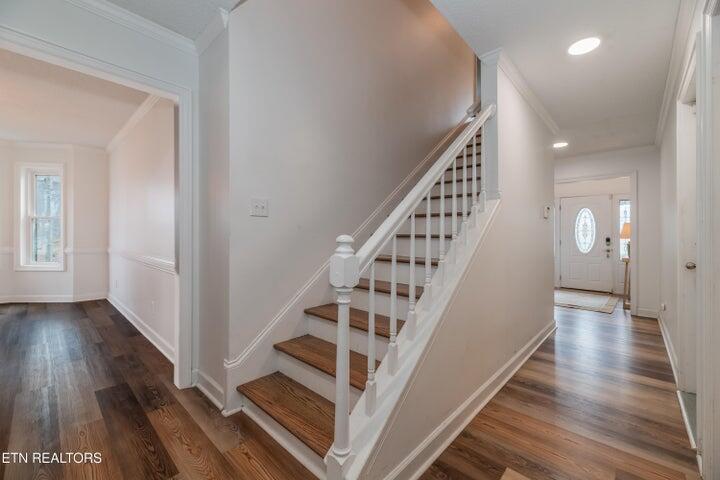 1200 River Oaks Drive