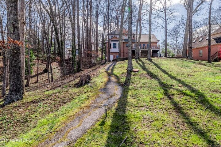 1200 River Oaks Drive