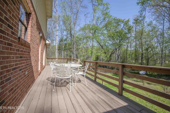 1647 Loudon Highway