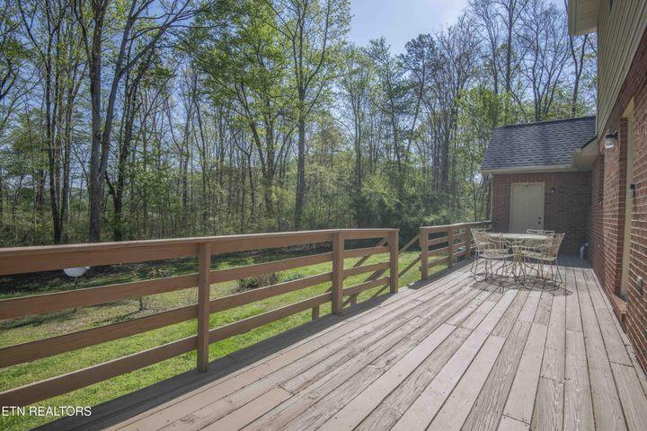 1647 Loudon Highway