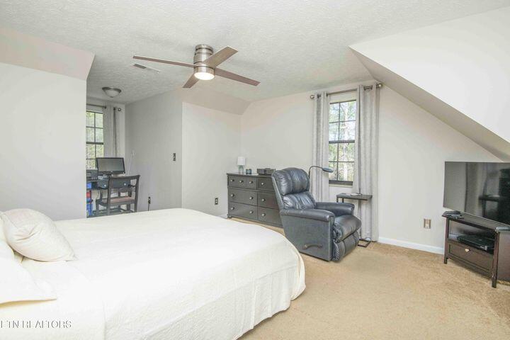 1647 Loudon Highway