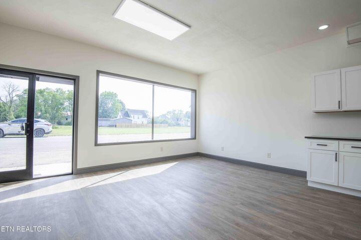 309 & 311 W Wheeler Street