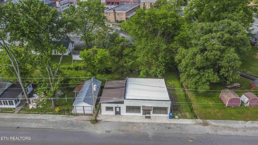 309 & 311 W Wheeler Street