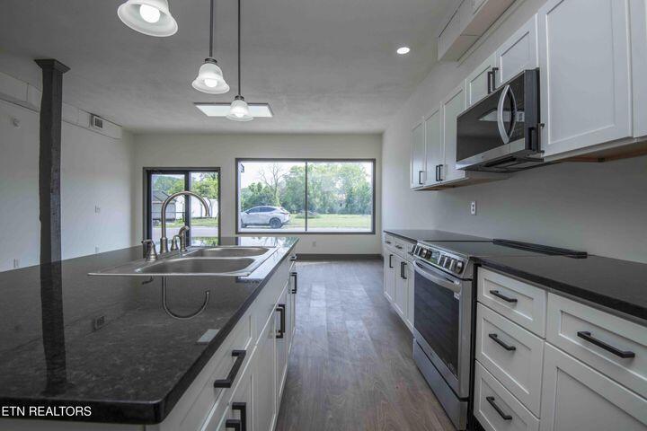 309 & 311 W Wheeler Street