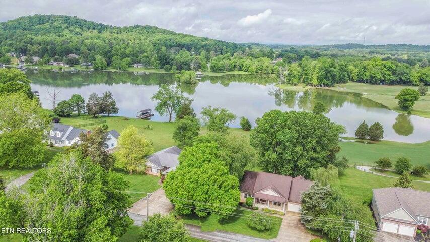 144 Lakeside Drive