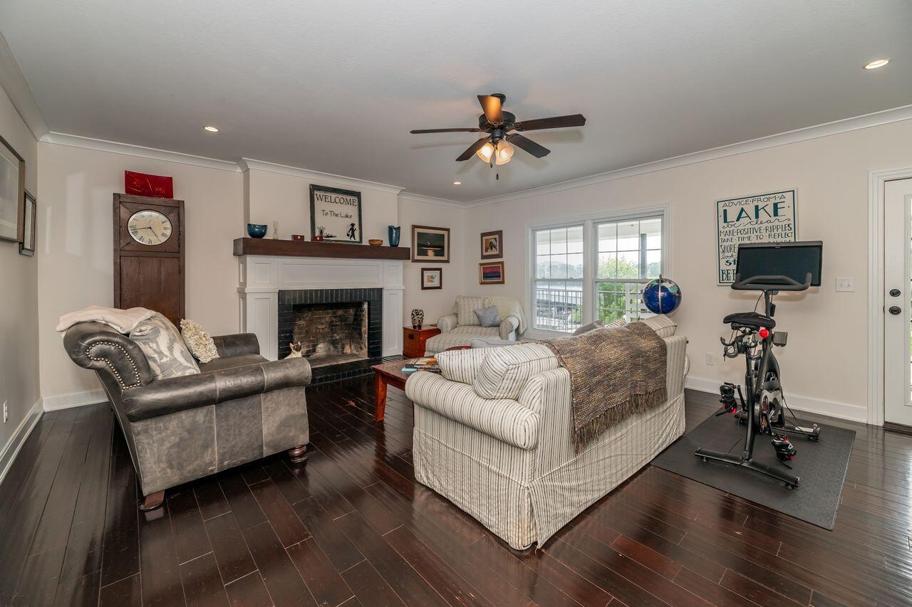 1060 Paint Rock Ferry Road