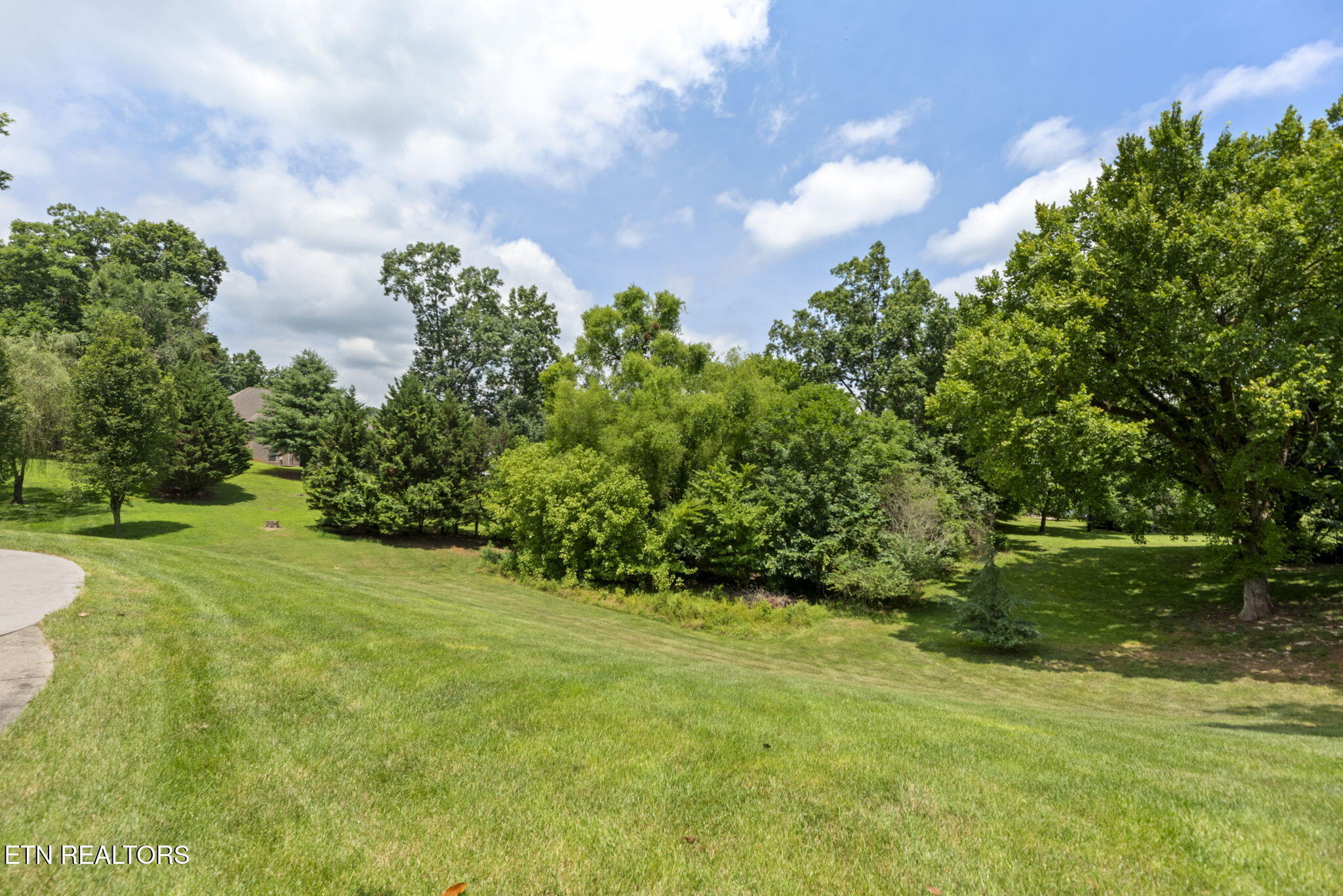 208 High Pointe Village Way