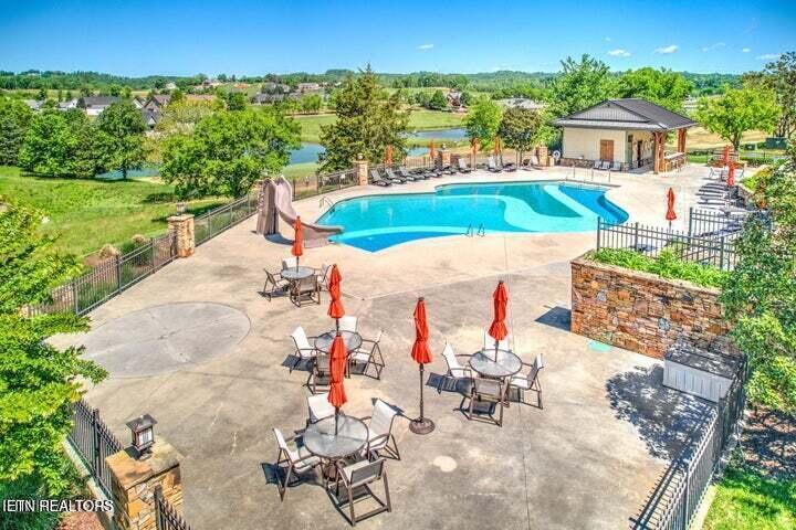 5720 Old Dogwood Trail