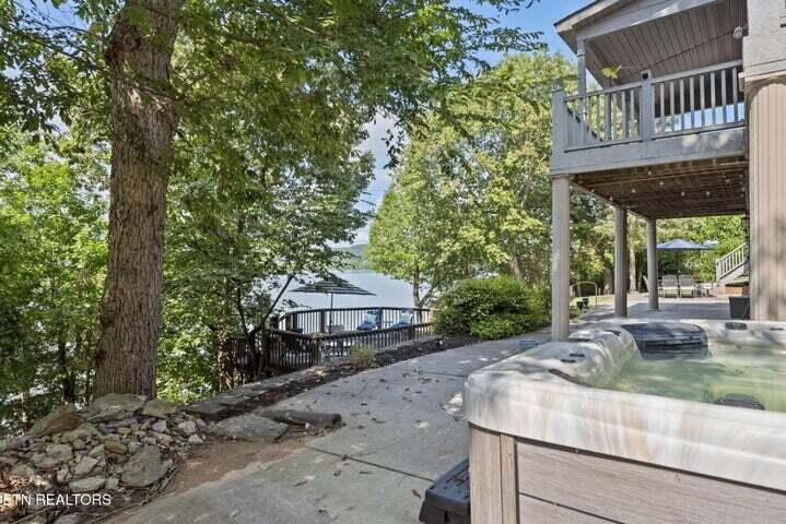 201 High Pointe Village Way