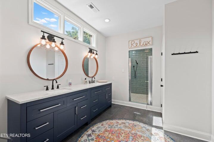 201 High Pointe Village Way