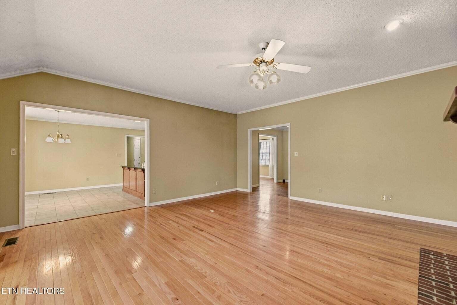 121 Bailey Road