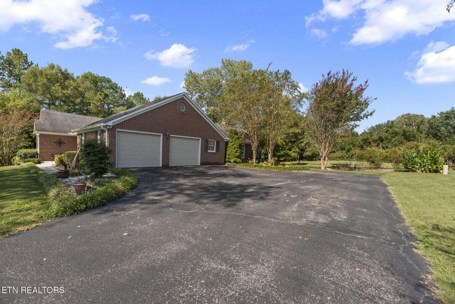 121 Bailey Road
