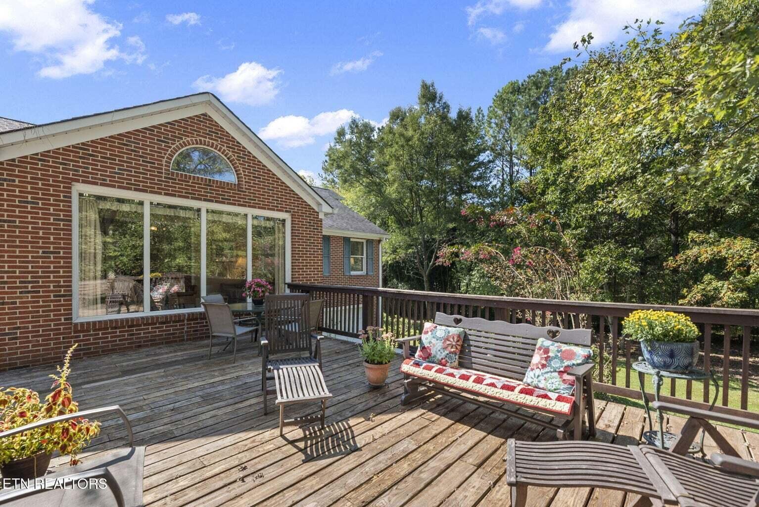 121 Bailey Road