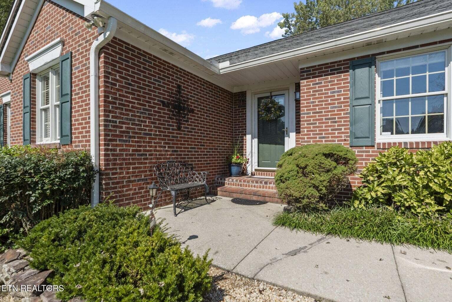 121 Bailey Road