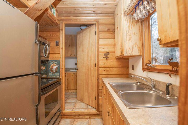 5510 Glen Cove Drive