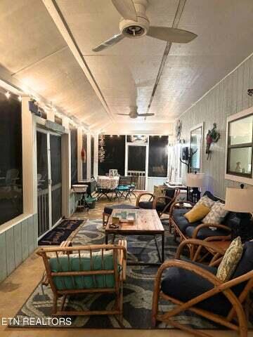 137 Lake Forest Lane