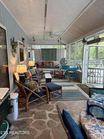 137 Lake Forest Lane