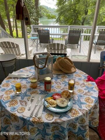 137 Lake Forest Lane