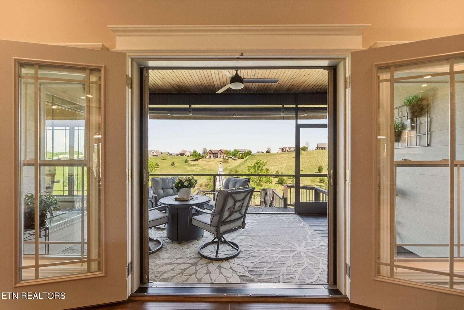 112 Roaming Fawn Drive