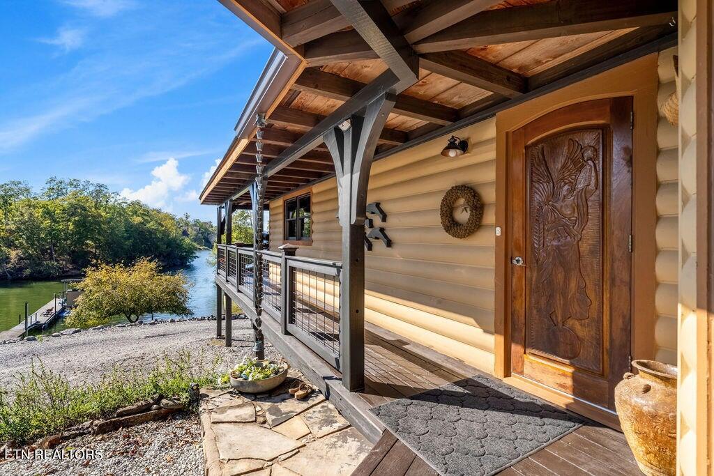 117 Chickasaw Point