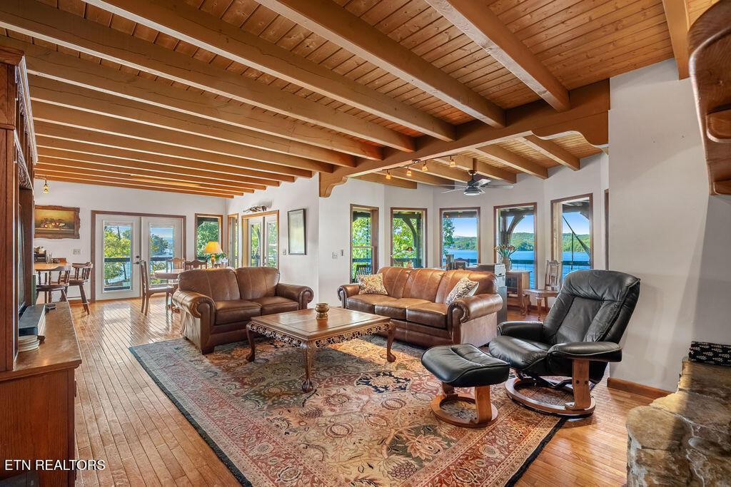117 Chickasaw Point