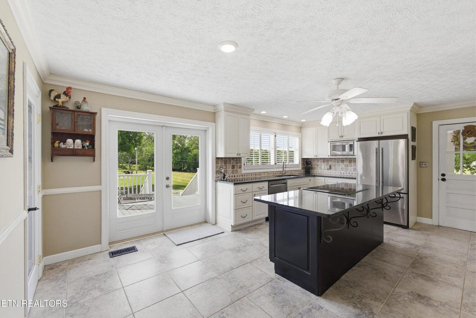 4906 Kingston Highway