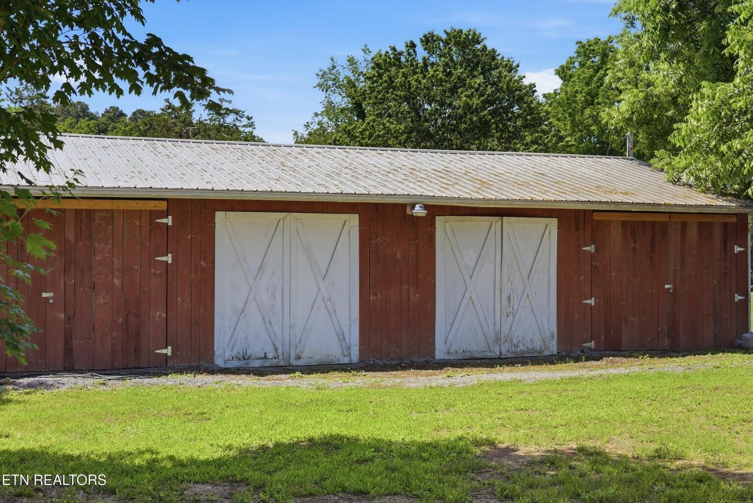 4906 Kingston Highway