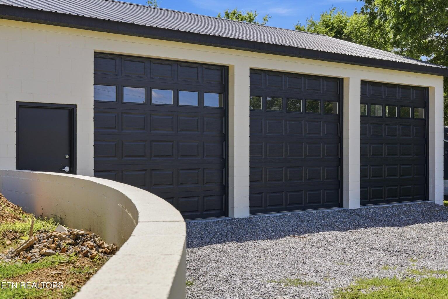 4906 Kingston Highway
